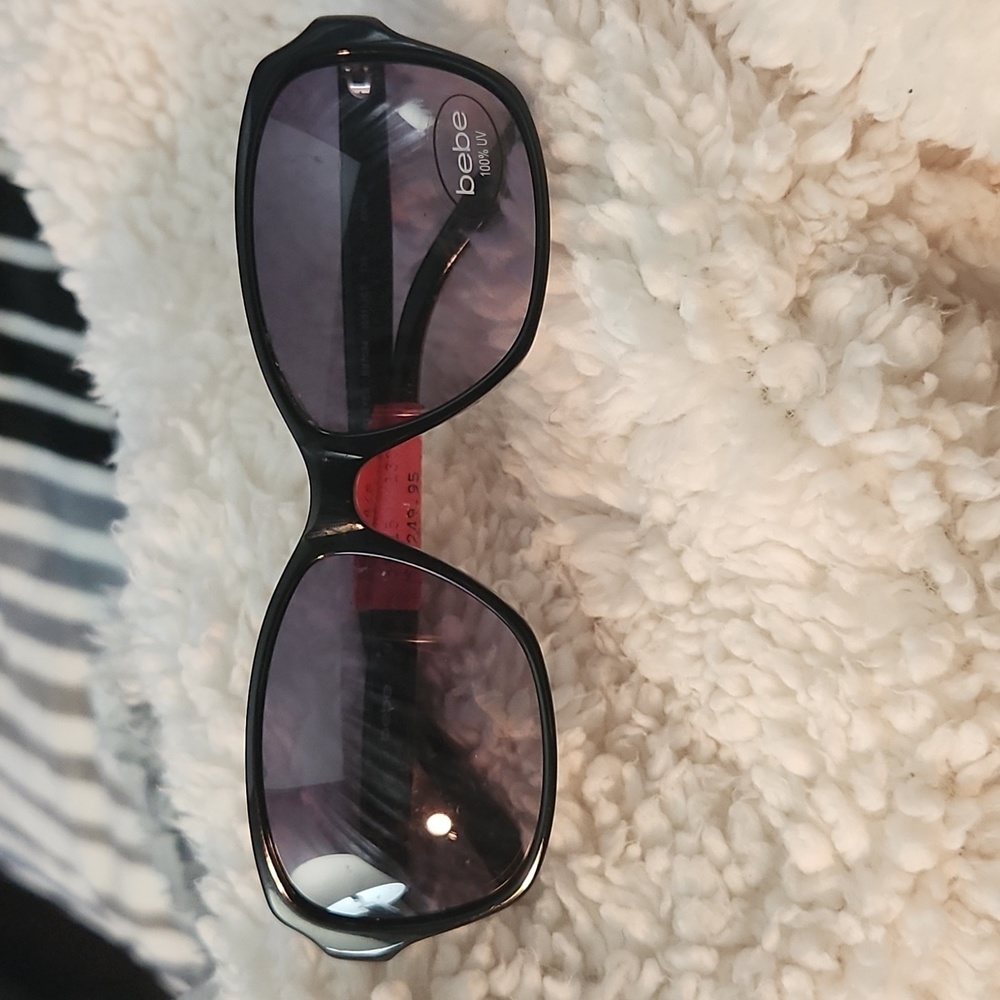 NWT Bebe Sunglasses